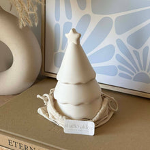 Load image into Gallery viewer, Winter Forest Soy Candle