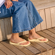 Load image into Gallery viewer, Arch Support Flip Flops- Lemon
