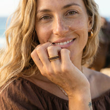 Load image into Gallery viewer, COVE RING
