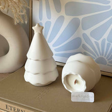 Load image into Gallery viewer, Winter Forest Soy Candle
