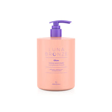 Load image into Gallery viewer, Glow Gradual Tanning Moisturiser
