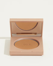 Load image into Gallery viewer, Le Hâle Bronzing Powder
