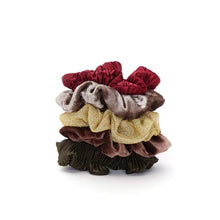 Load image into Gallery viewer, KITSCH Holiday Scrunchies - Cozy Cocoa
